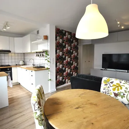 M37 X Apartment Warsaw